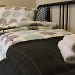 3-studio Apartment *