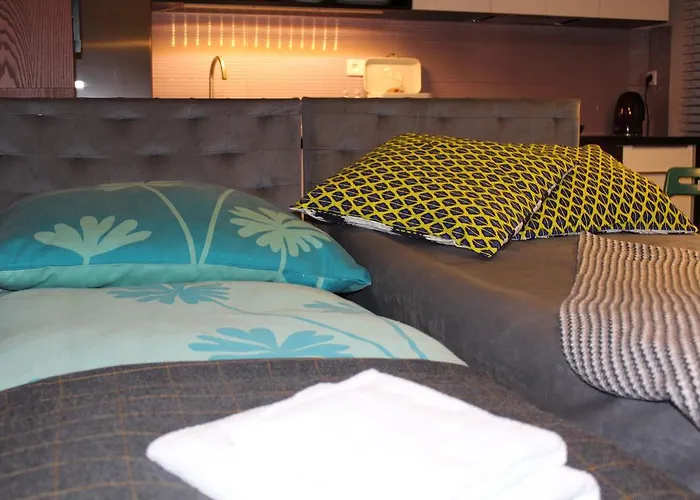 アパート 3-studio *