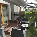 3-studio Apartment *