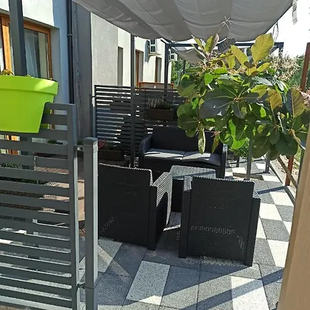 3-studio Apartament *