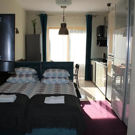 3-studio Apartment *