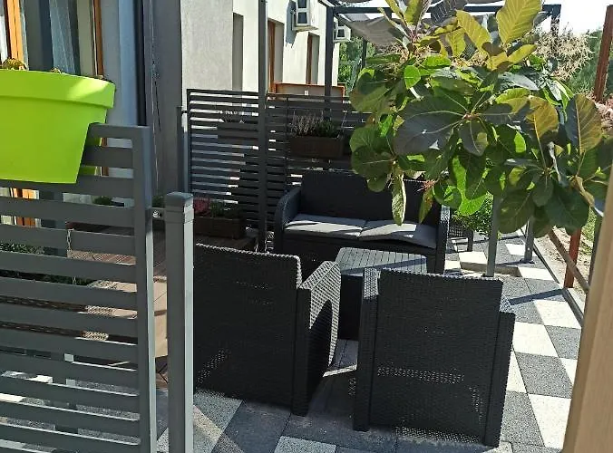 3-studio Apartment *