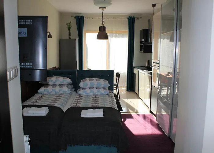 3-studio Apartment *